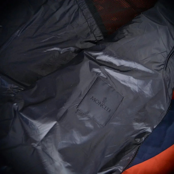 NWT Moncler Authentic Orange & Navy Copernicus Giubbotto TG  5 Raincoat Jacket - Picture 15 of 16